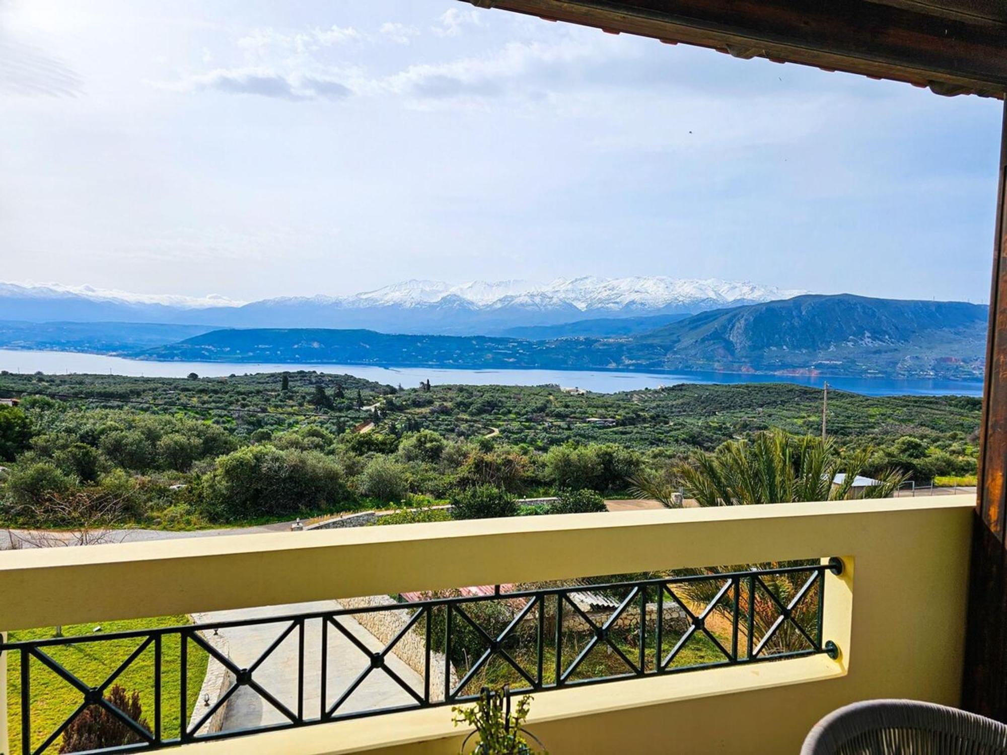 Villa Aitheras With Sea Views And Garden Stérnai Eksteriør billede