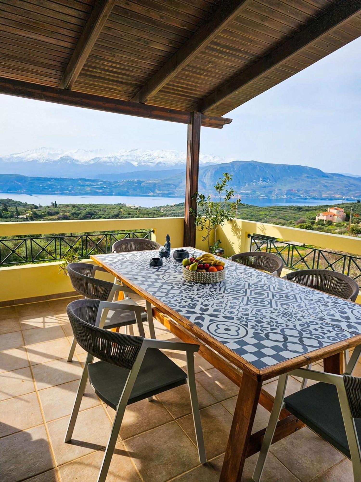 Villa Aitheras With Sea Views And Garden Stérnai Eksteriør billede